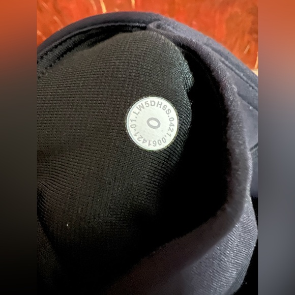 NWOT $98 Lululemon Align Jogger 28"
Black - Picture 9 of 10